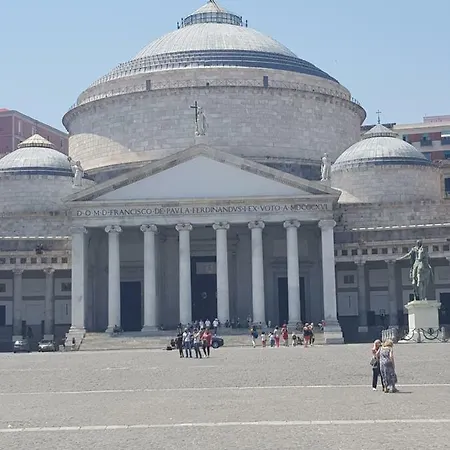 Arco Di Chiaia Naples